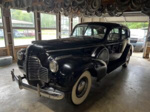 1940 Buick Series 80 Limousine