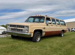 1986 Chevrolet 6 door Suburban
