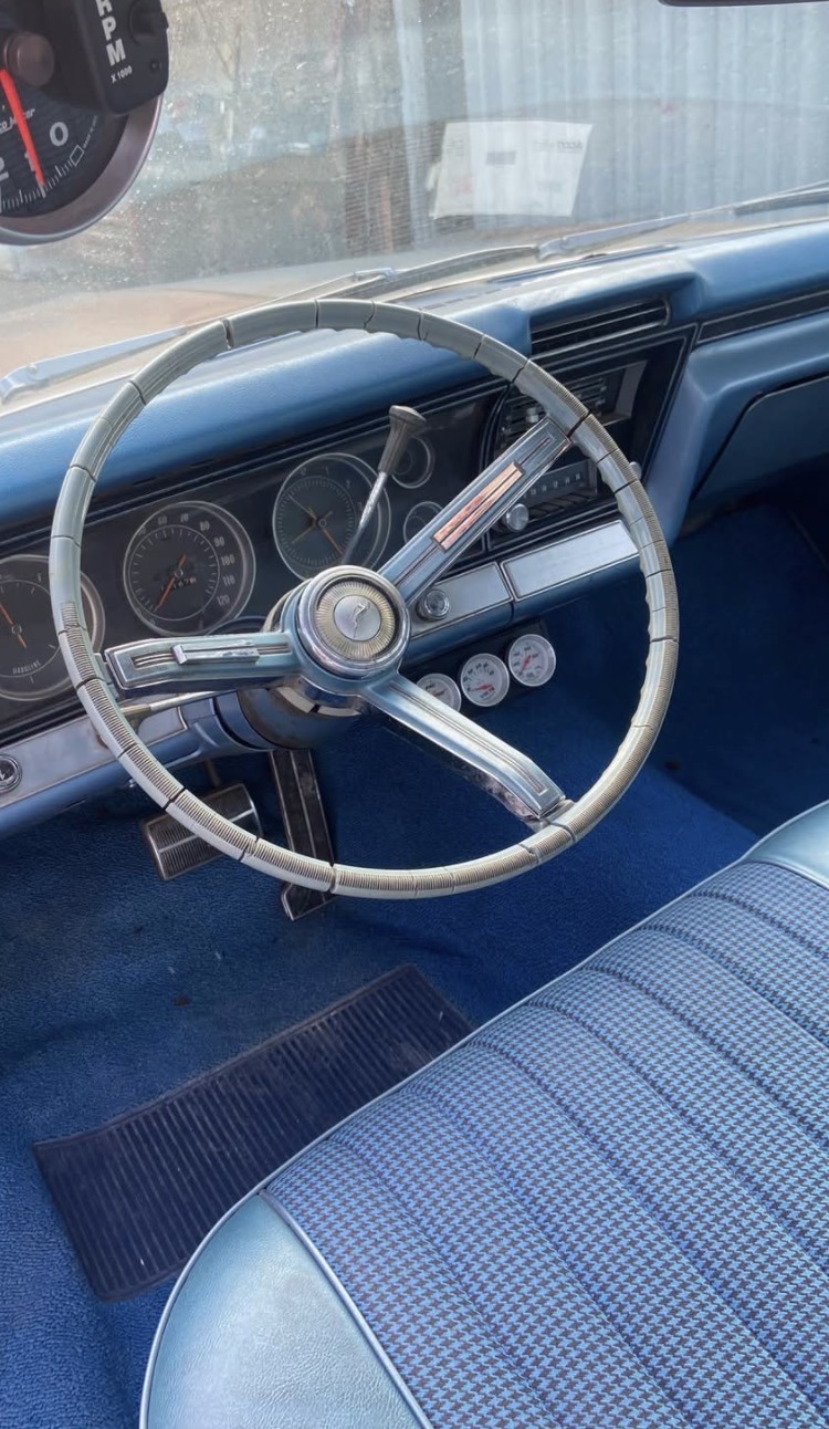 
								1967 Chevrolet Impala Wagon full									