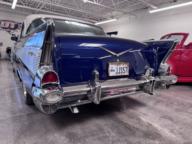 
								1957 Chevrolet Bel Air full									