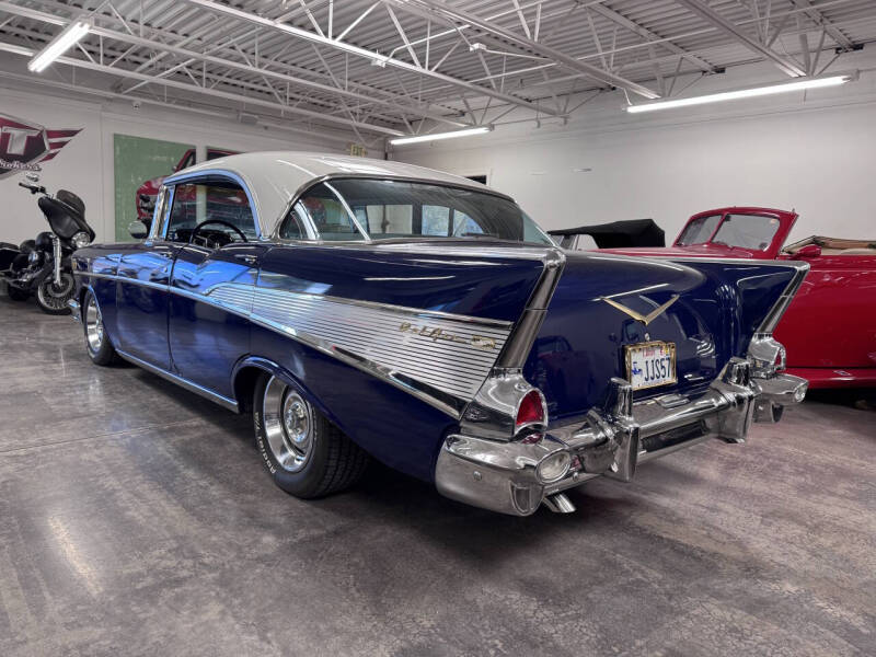 
								1957 Chevrolet Bel Air full									