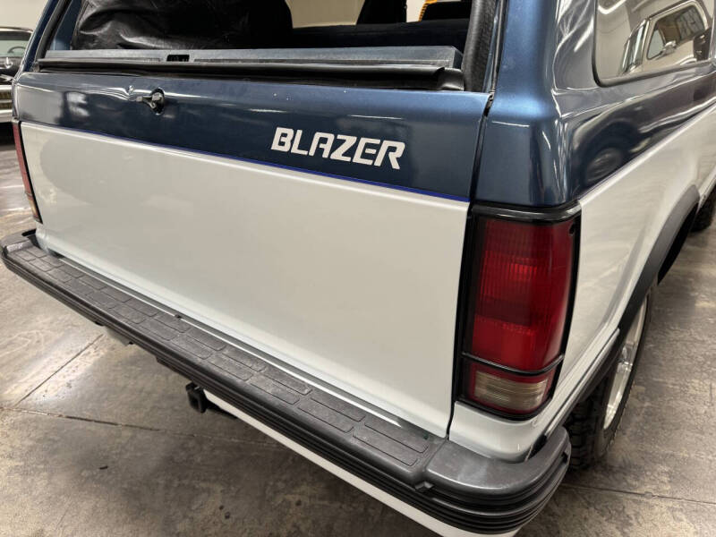 
								1991 Chevrolet S-10 Blazer full									