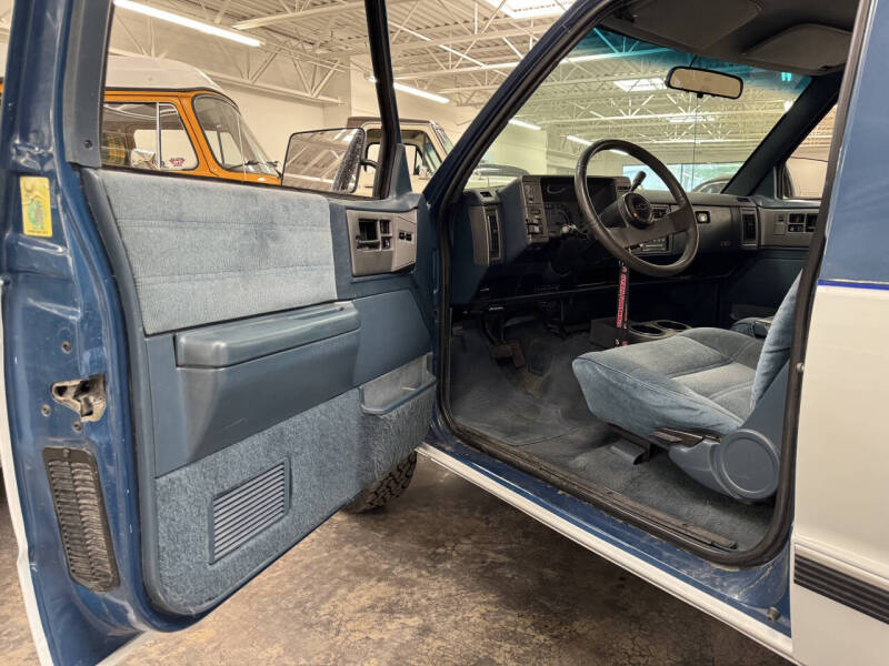 
								1991 Chevrolet S-10 Blazer full									
