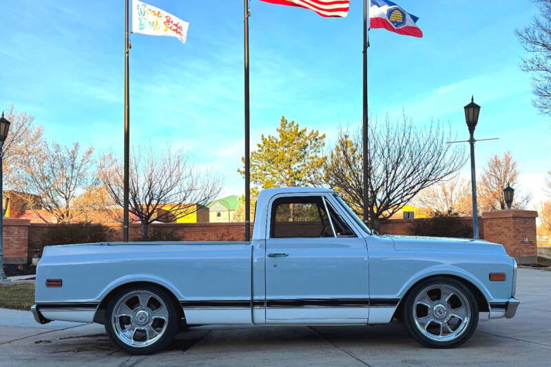 
								1970 Chevrolet C10 full									