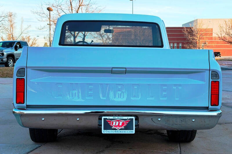 
								1970 Chevrolet C10 full									
