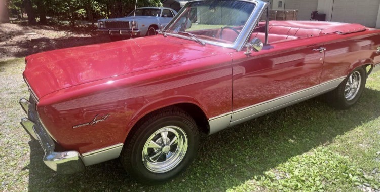 
								1965 Plymouth Valiant Signet Conv. full									