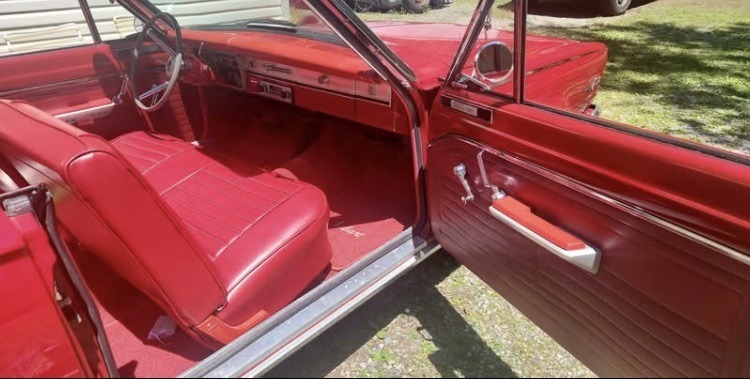
								1965 Plymouth Valiant Signet Conv. full									