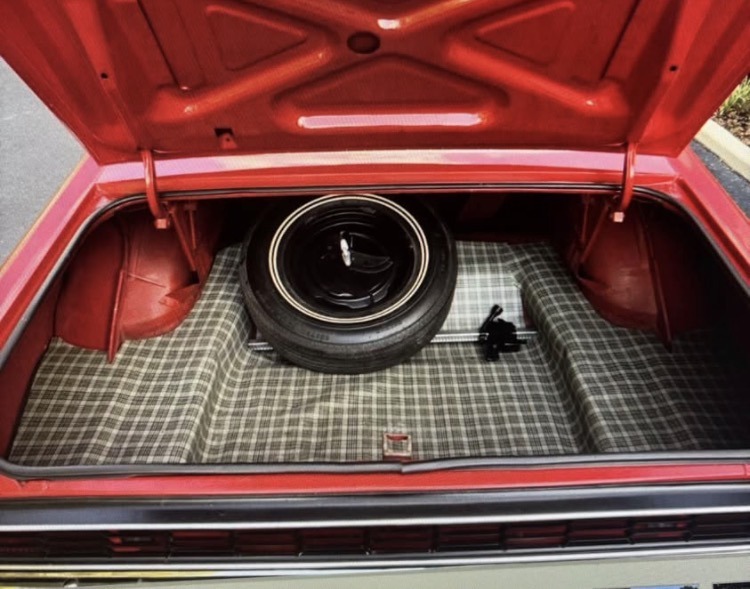 
								1970 Ford Torino GT full									
