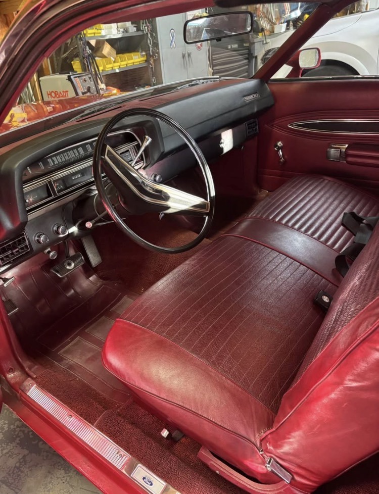 
								1970 Ford Torino GT full									
