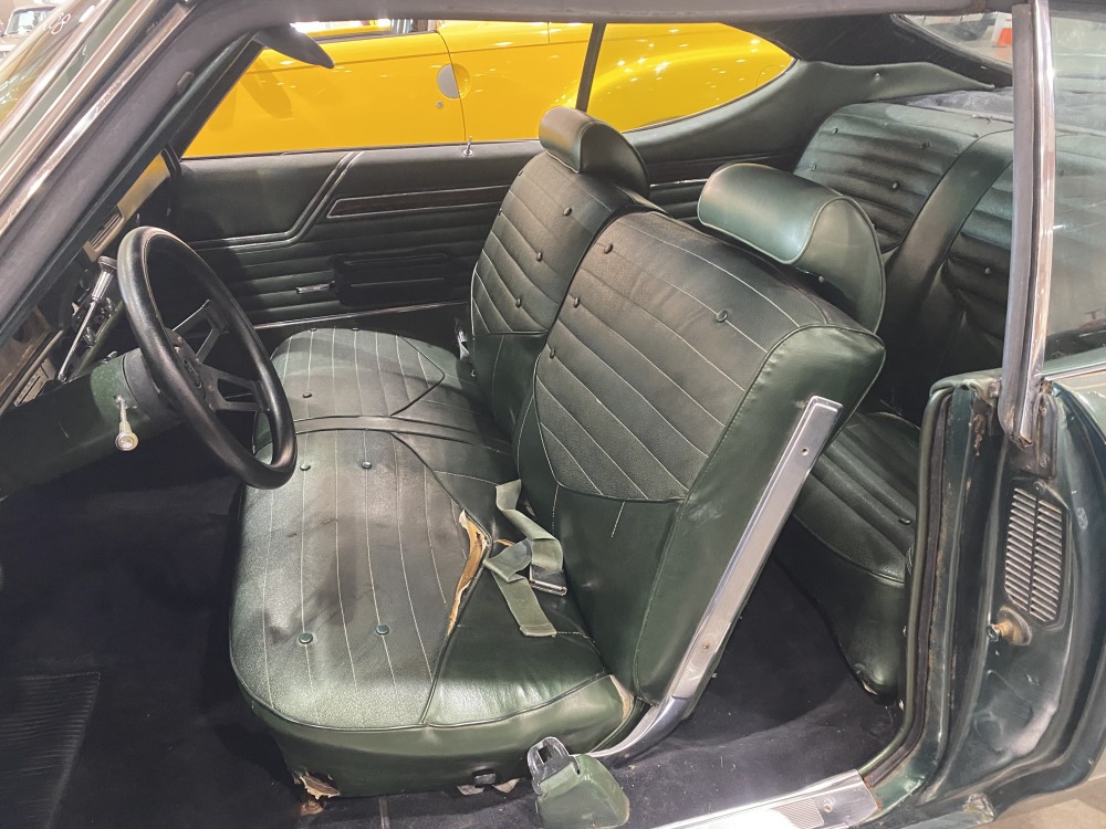 
								1970 Oldsmobile Cutlass S full									