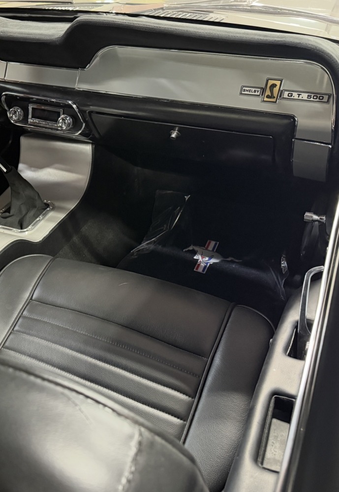 
								1968 Ford Mustang Eleanor Custom Fastback full									