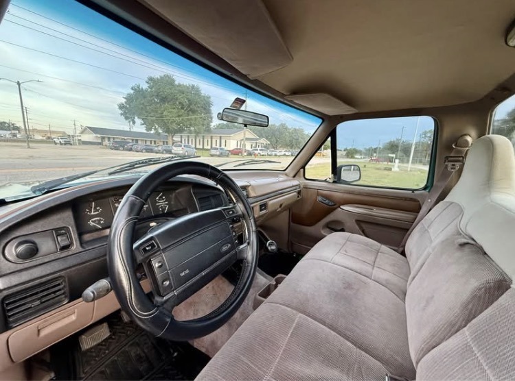 
								1996 Ford f-150 Eddie Bauer full									