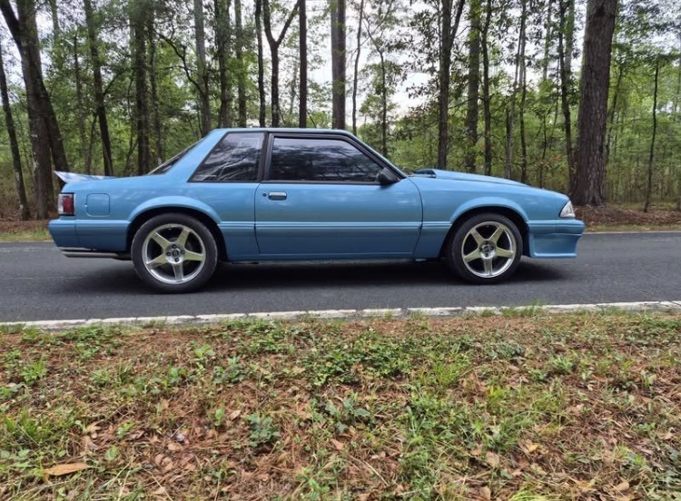 
								1990 Ford mustang LX Coupe full									