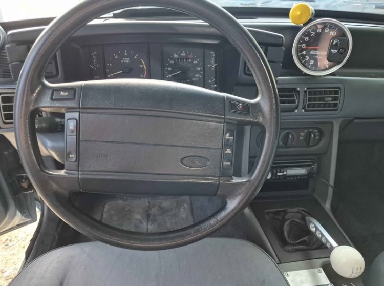 
								1990 Ford mustang LX Coupe full									