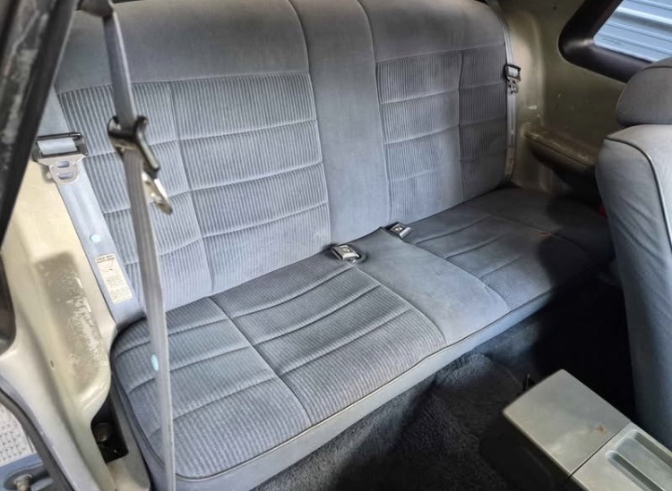 
								1990 Ford mustang LX Coupe full									