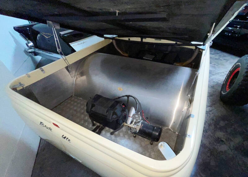 
								1950 Ford Ute full									