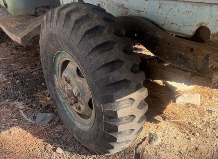 
								1952 Dodge Power Wagon full									