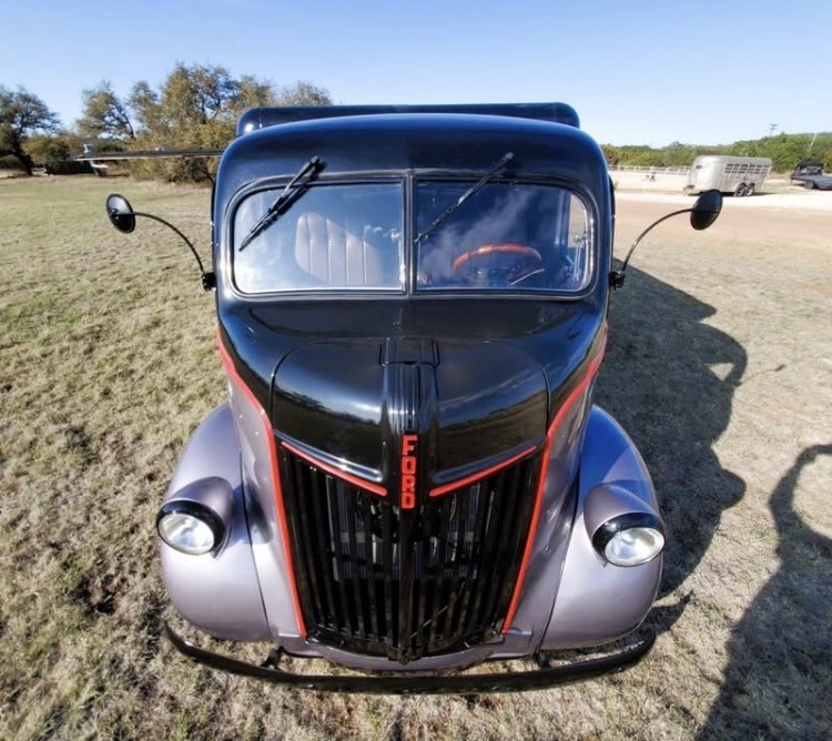 
								1947 Ford COE Custom full									