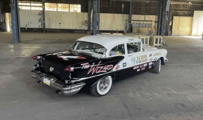 
								1956 Oldsmobile 88 full									