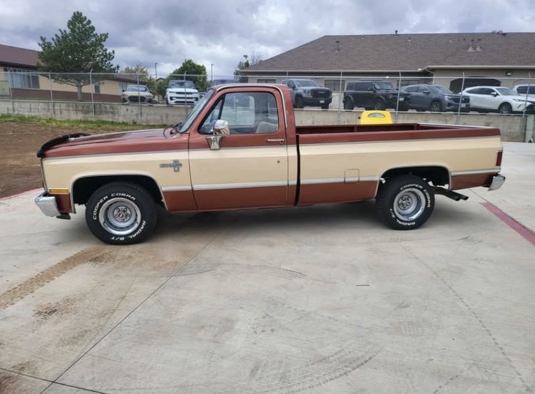 
								1987 Chevrolet Silverado 1500 full									