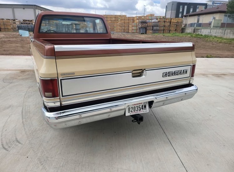 
								1987 Chevrolet Silverado 1500 full									