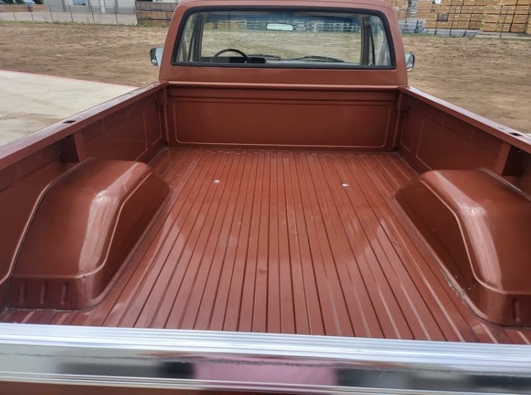 
								1987 Chevrolet Silverado 1500 full									
