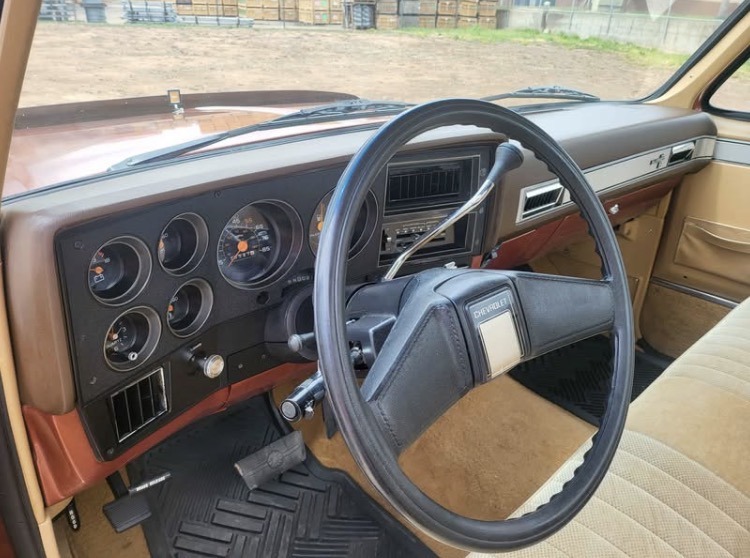 
								1987 Chevrolet Silverado 1500 full									