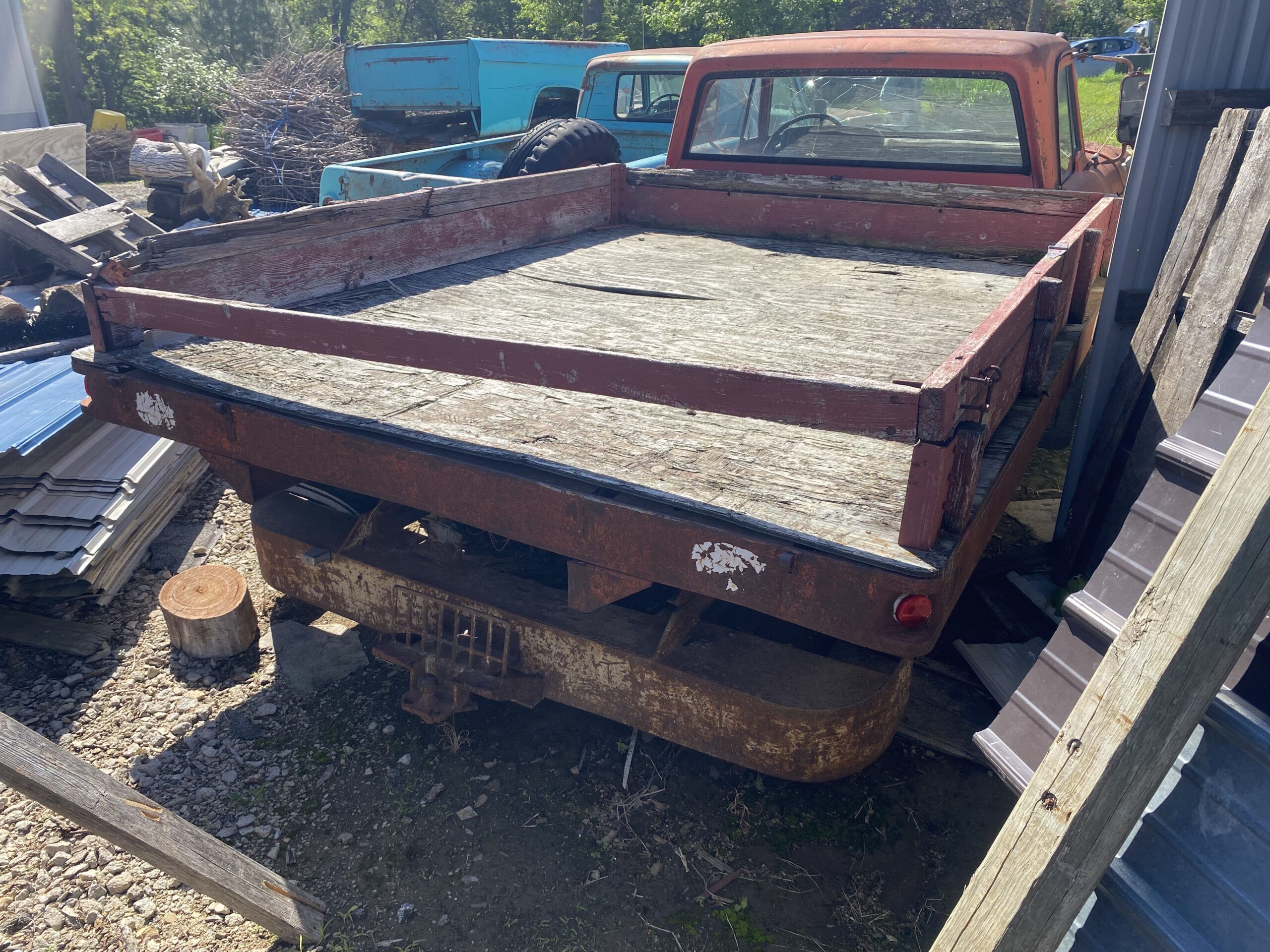 
								1968 Dodge W200 Power Wagon full									