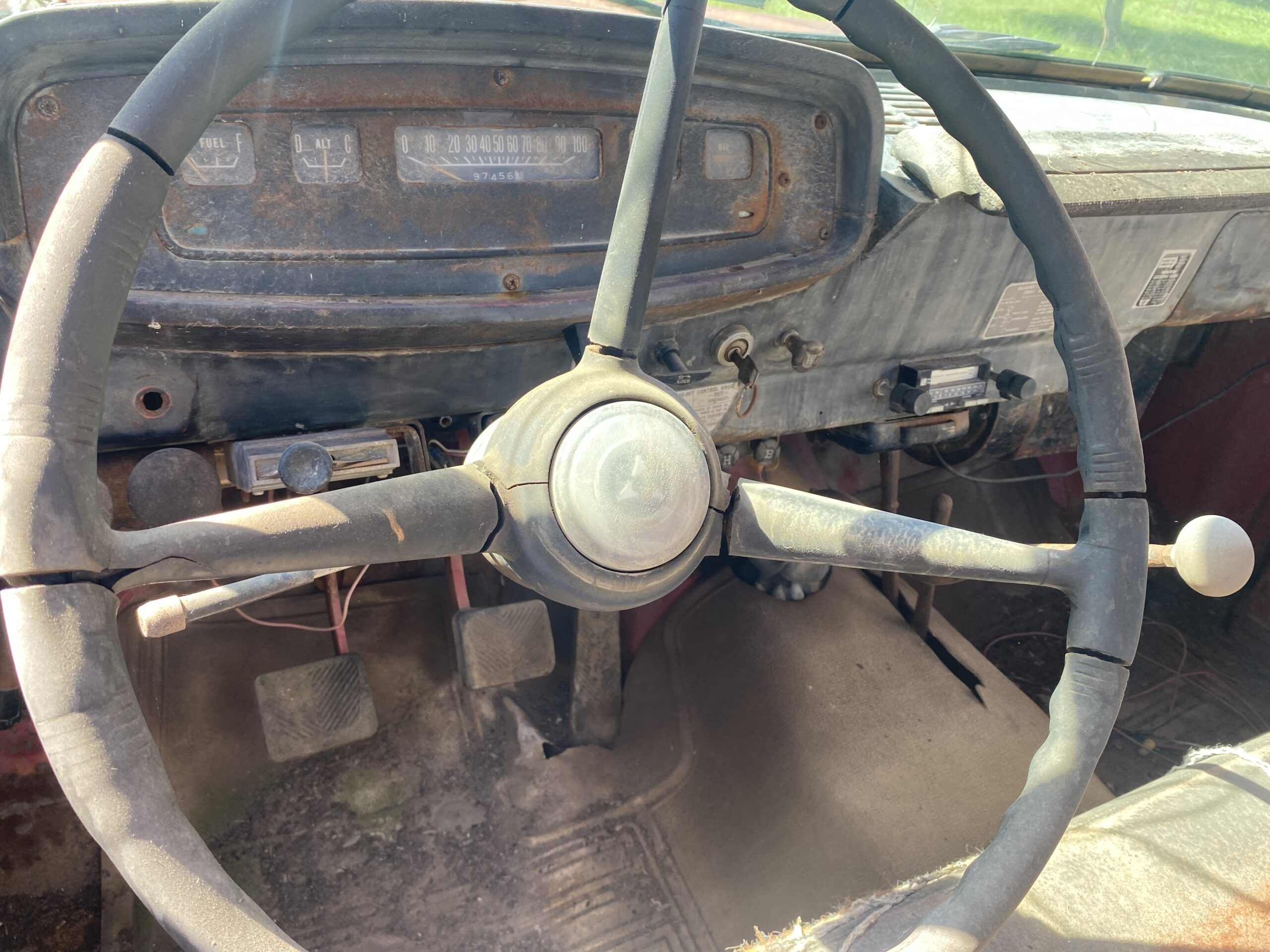 
								1968 Dodge W200 Power Wagon full									