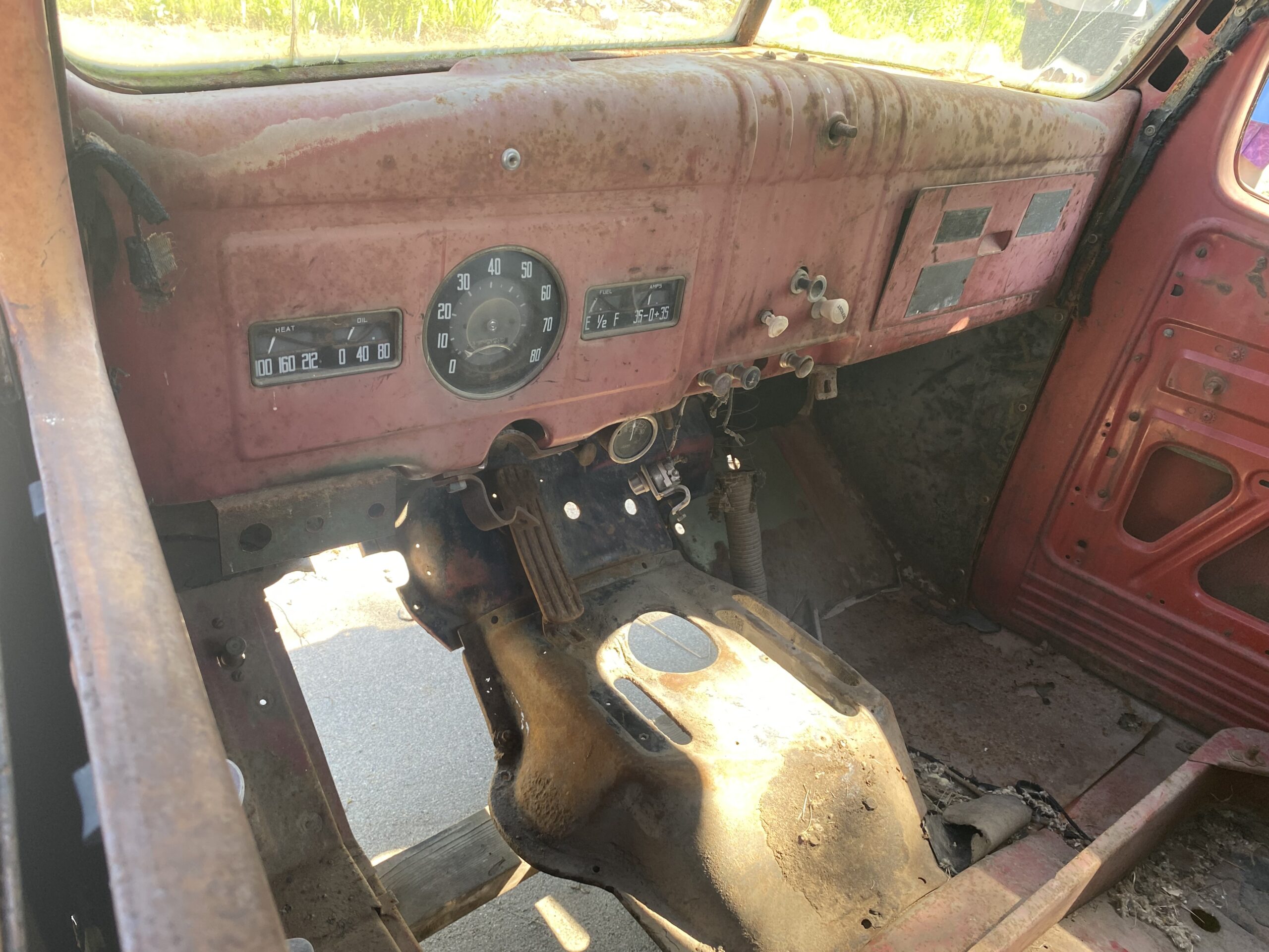 
								1948 Dodge Power Wagon Cab full									
