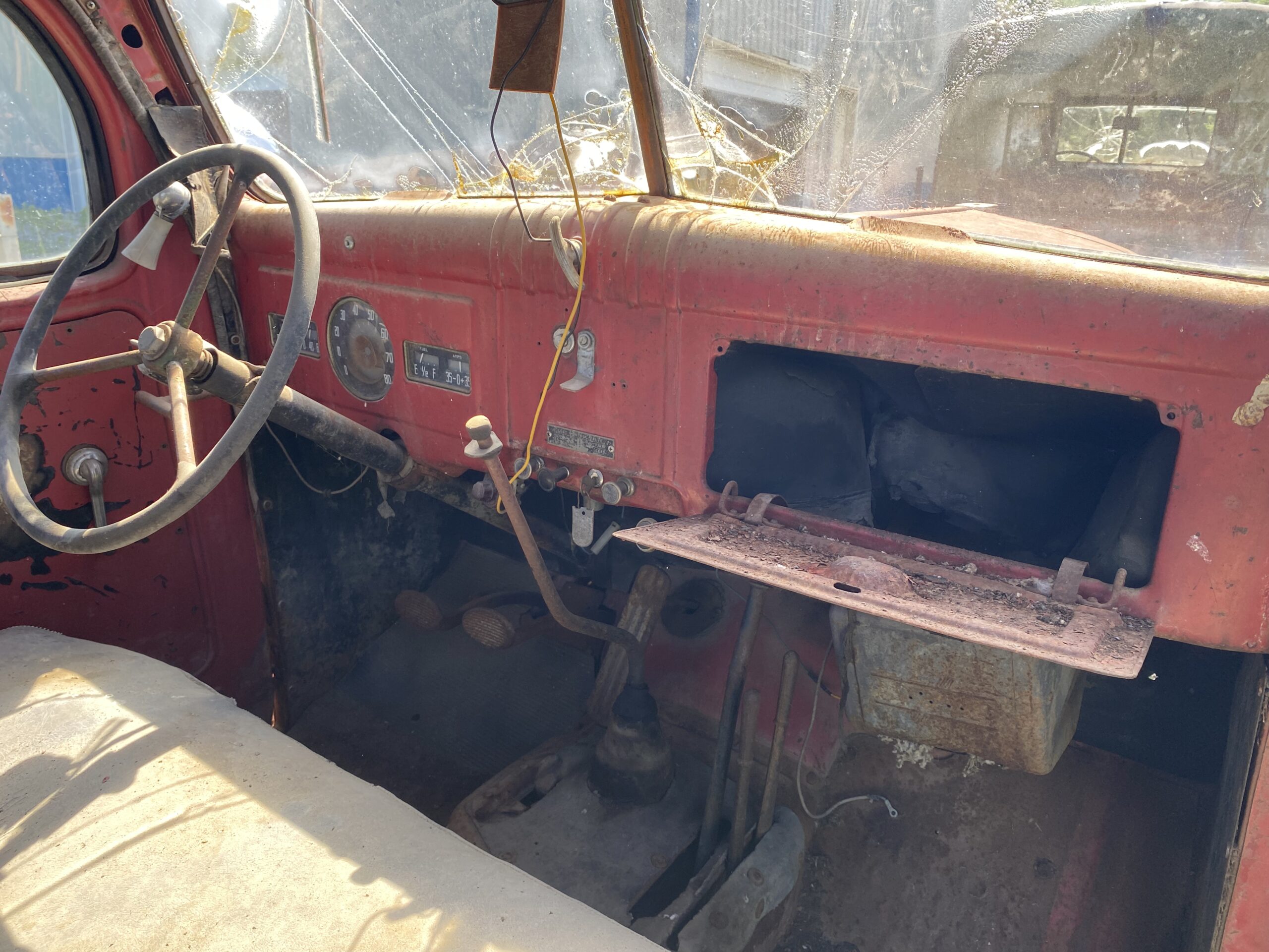 
								1946 Dodge Power Wagon full									