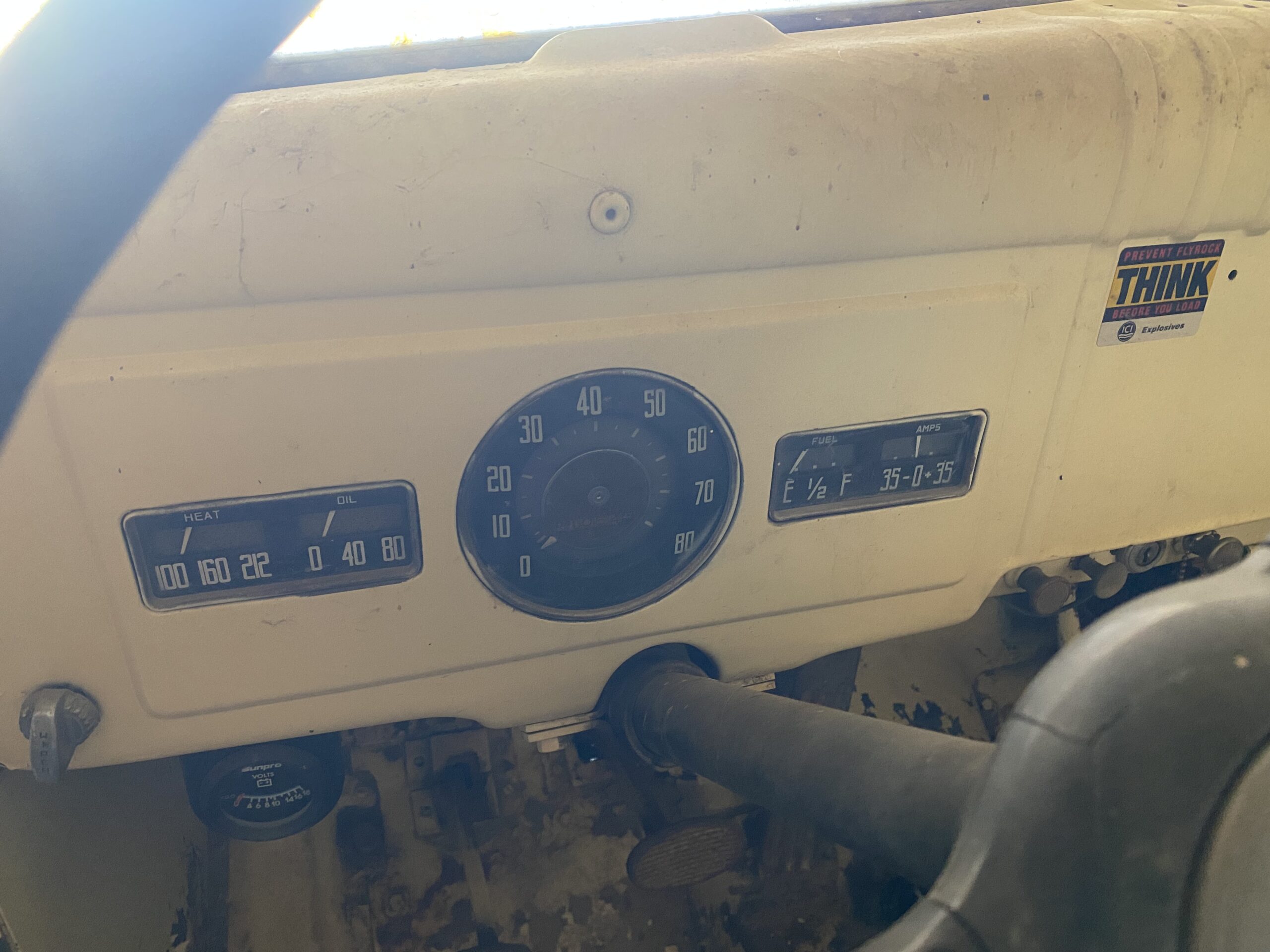 
								1946 Dodge Power Wagon full									