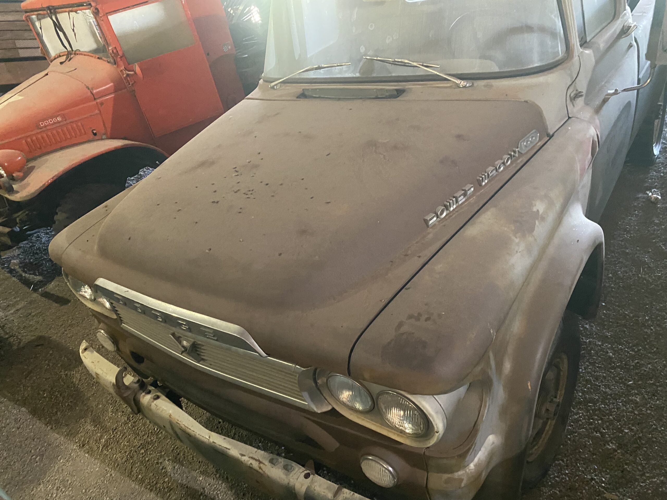 
								1960 Dodge Power Wagon W100 full									