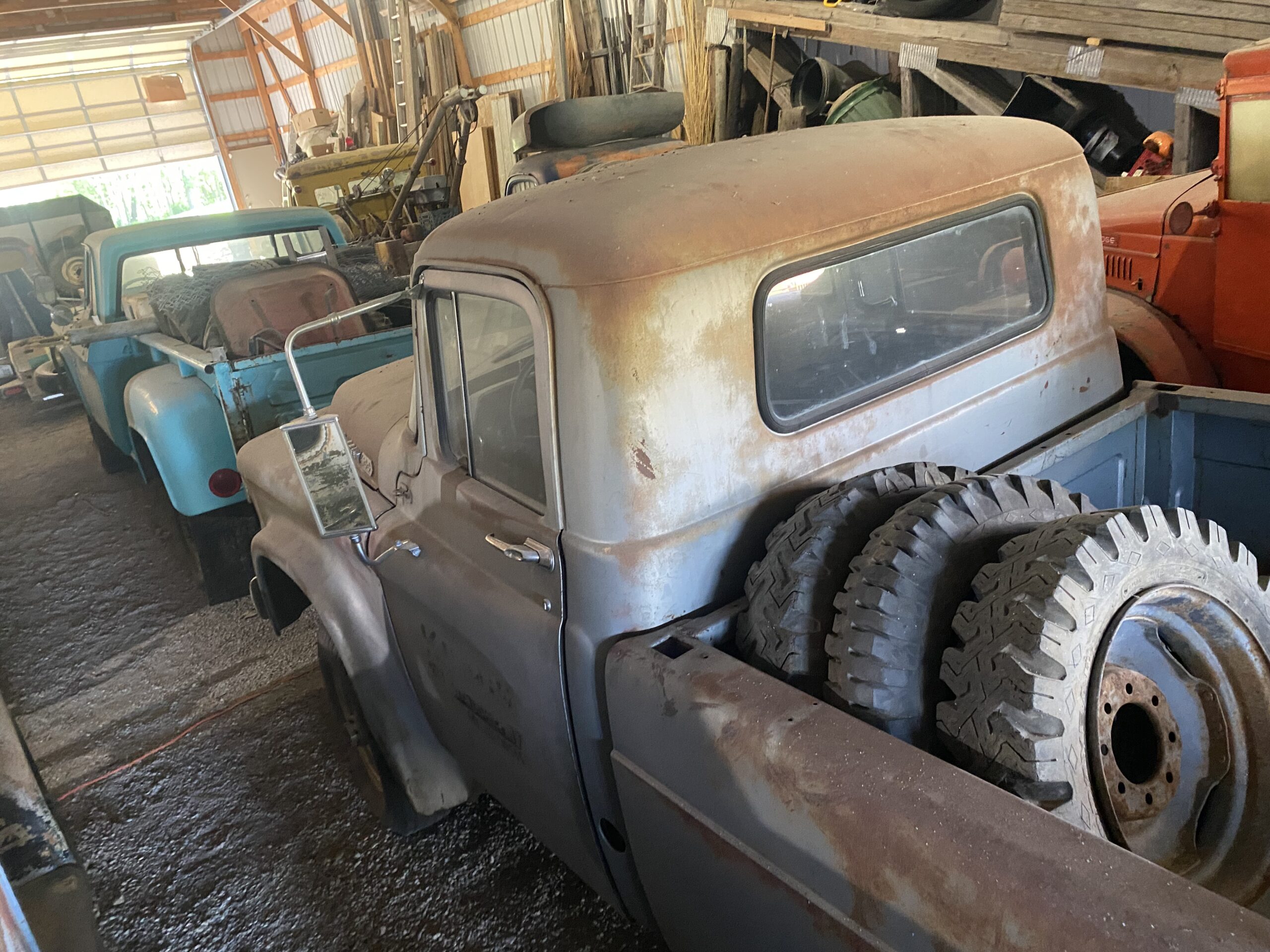 
								1960 Dodge Power Wagon W100 full									