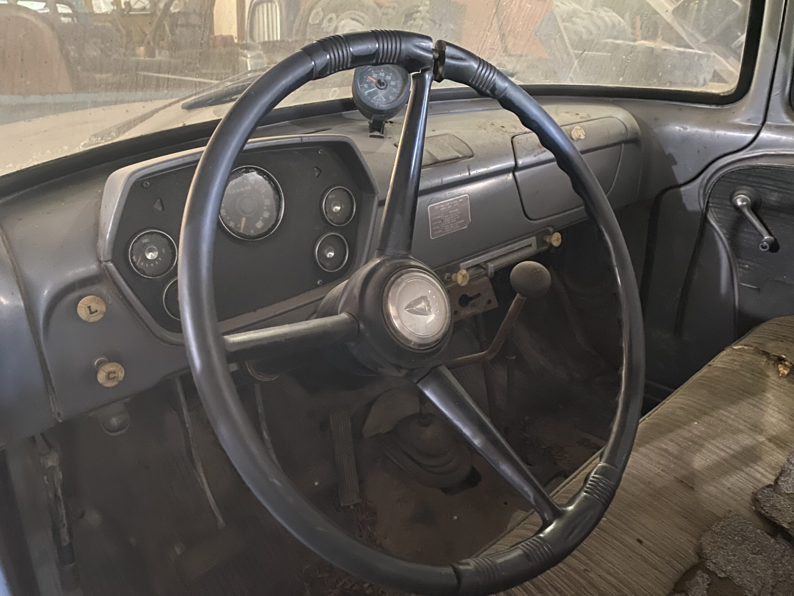 
								1960 Dodge Power Wagon W100 full									