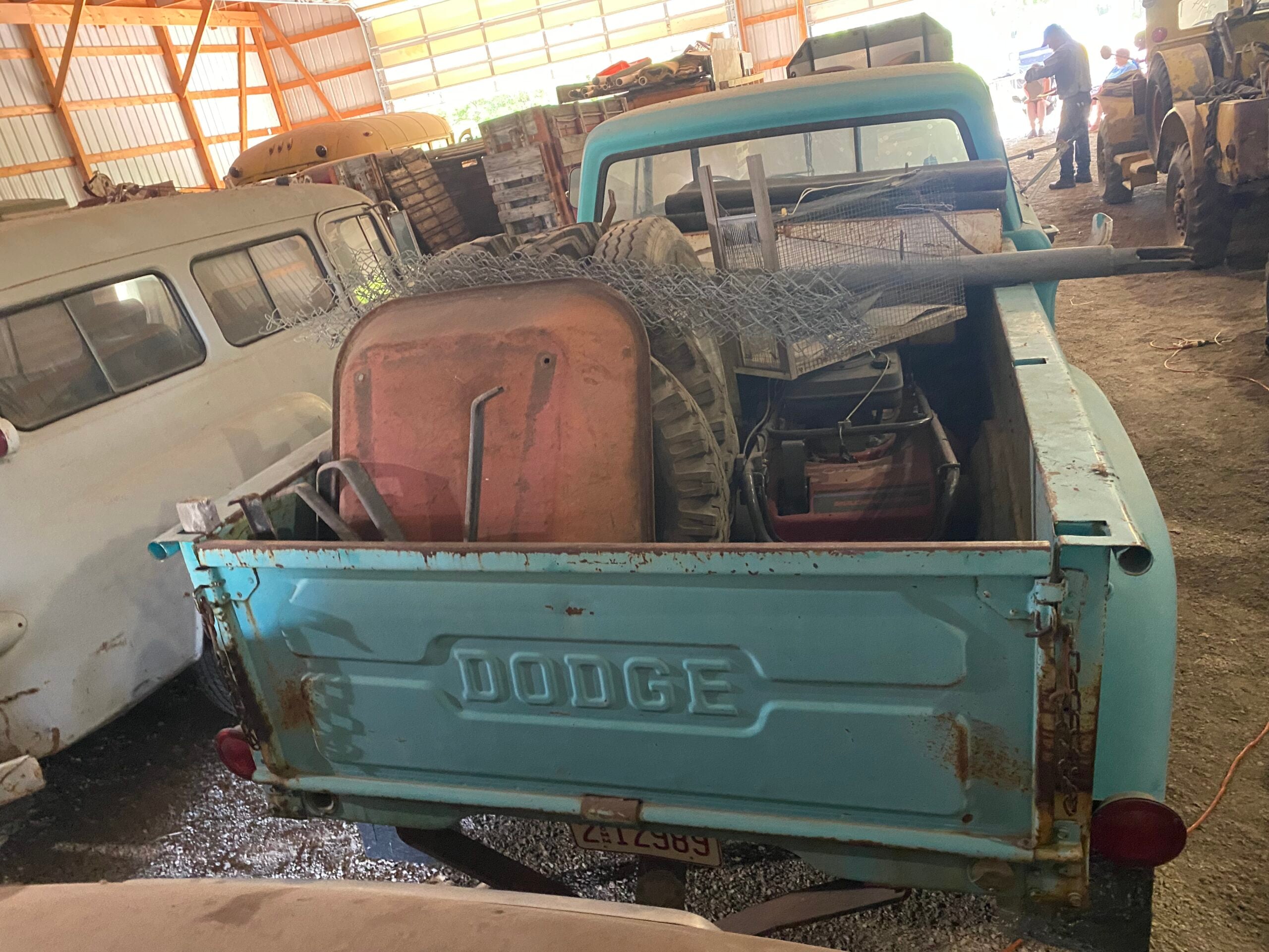 
								1968 Dodge Power Wagon W200 full									