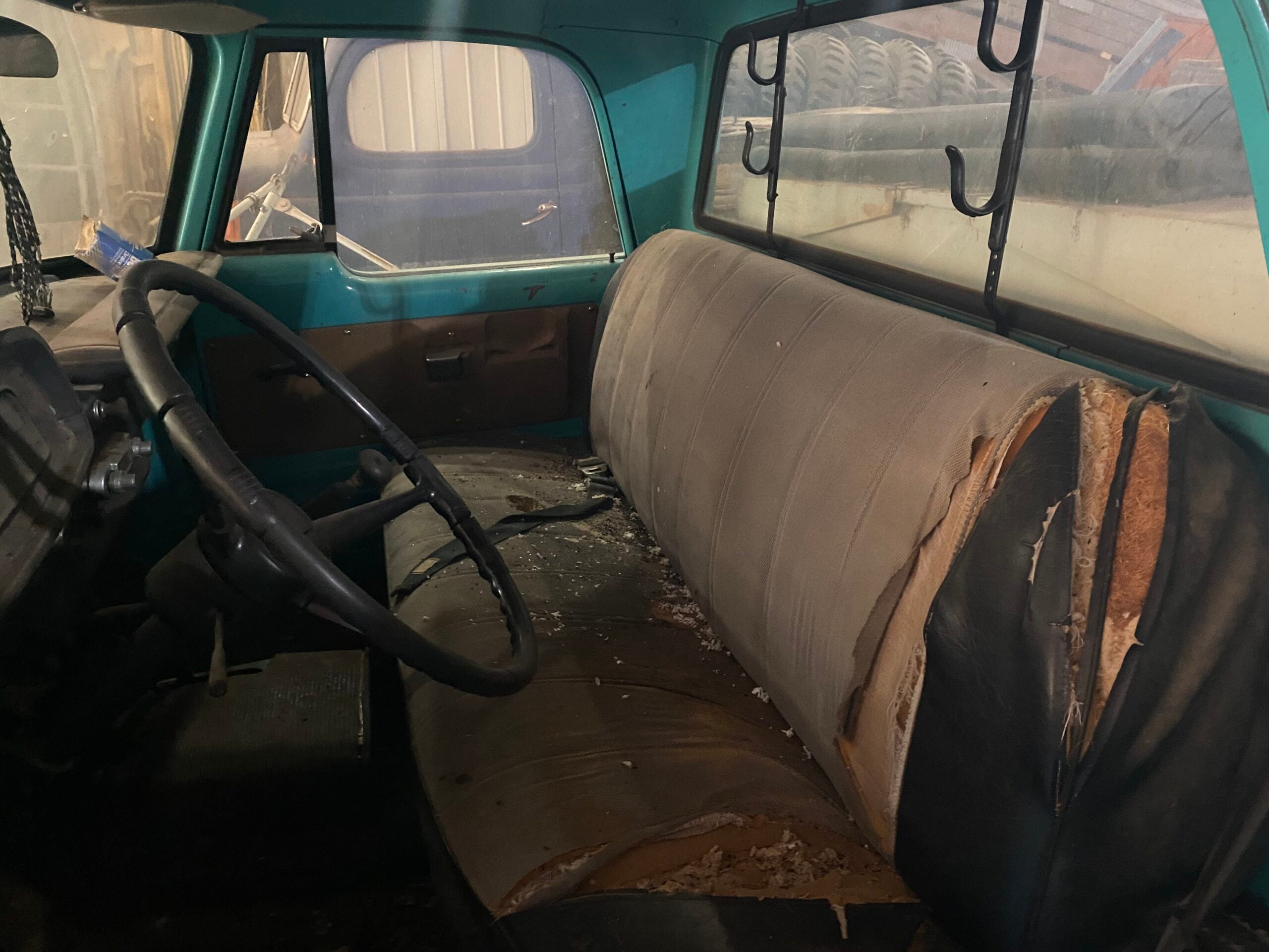 
								1968 Dodge Power Wagon W200 full									