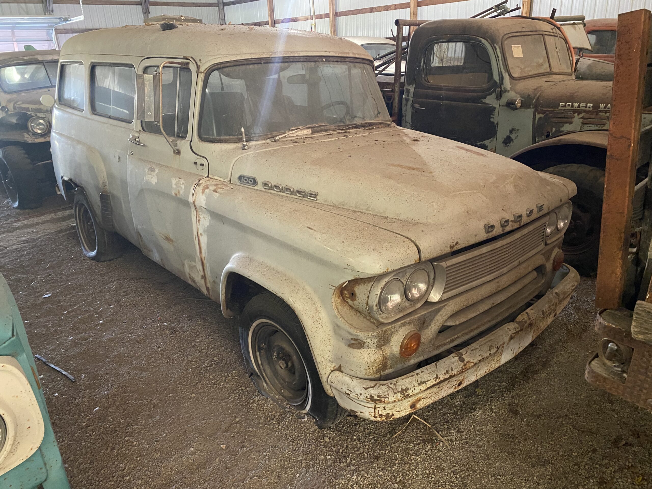 
								1966 Dodge D100 Town Wagon full									