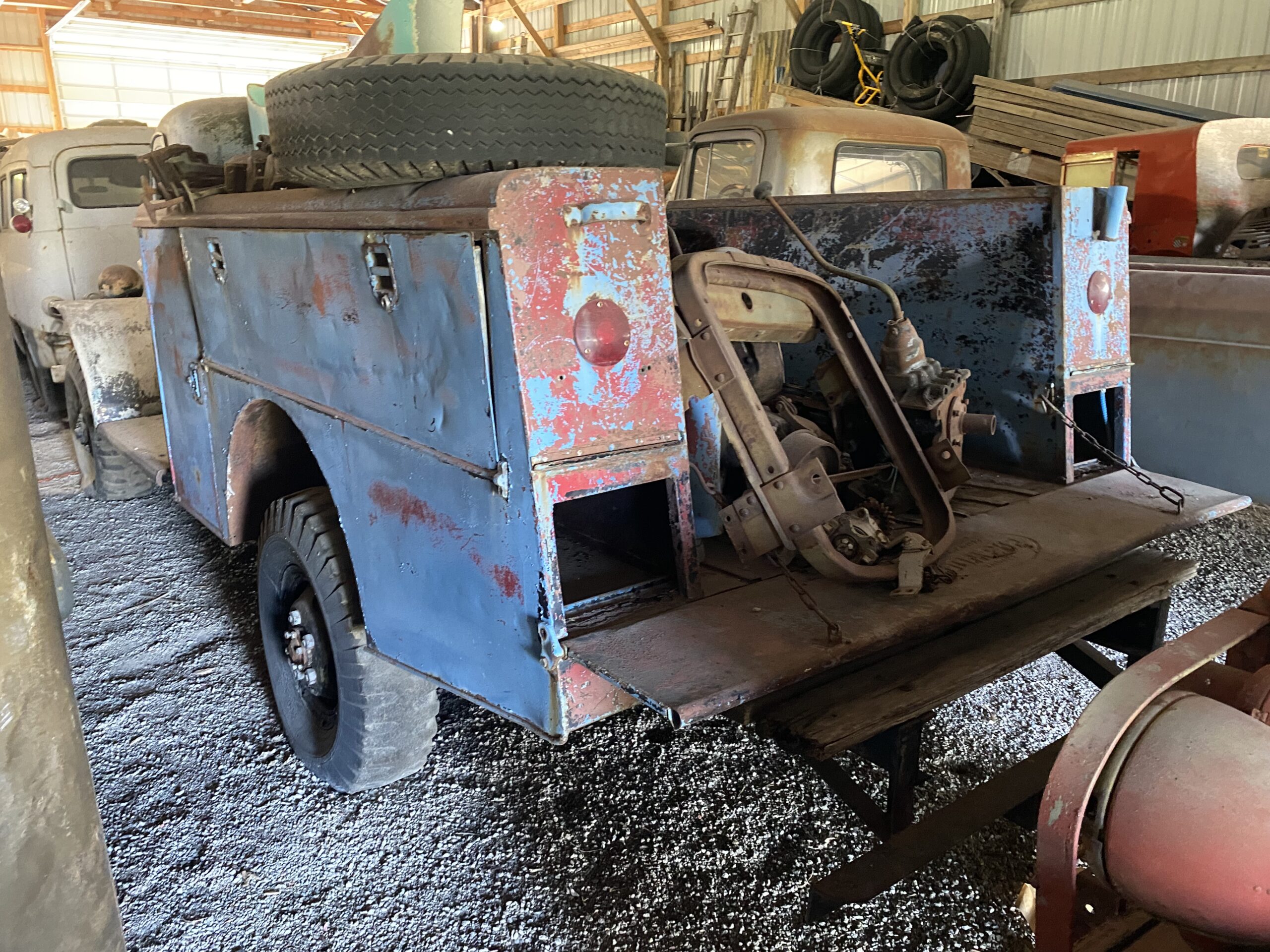 
								1947 Dodge Power Wagon full									
