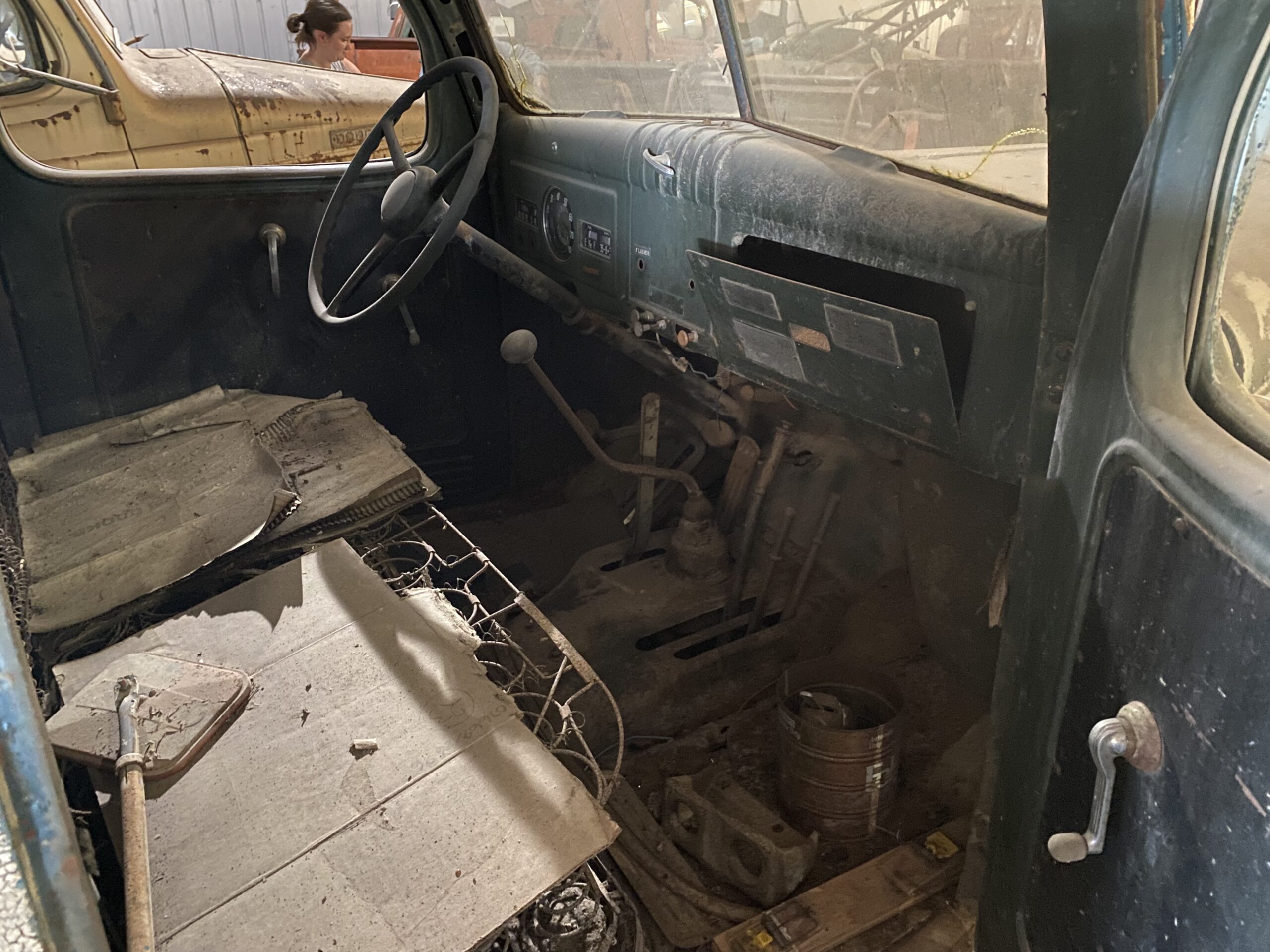 
								1947 Dodge Power Wagon full									