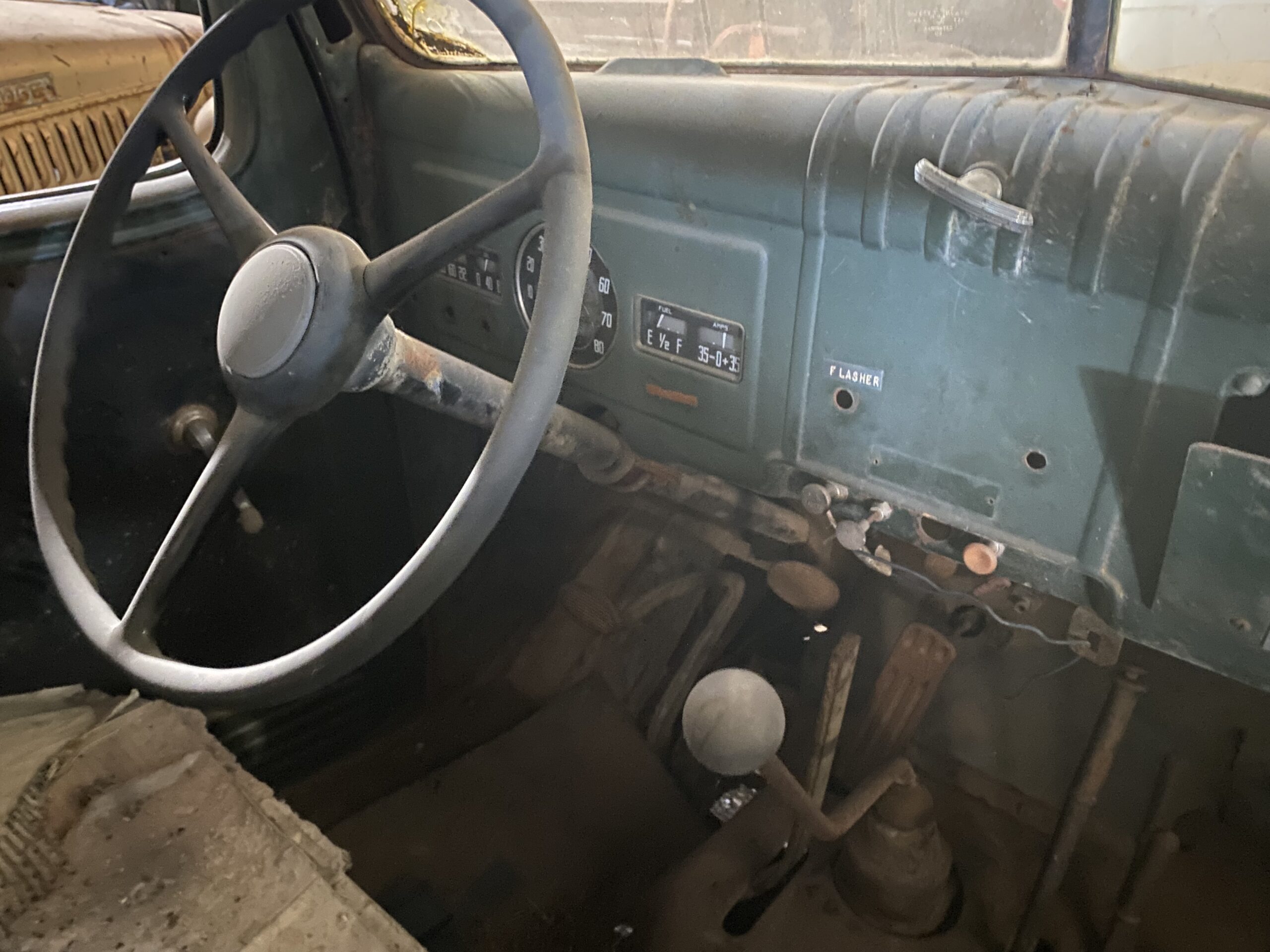 
								1947 Dodge Power Wagon full									