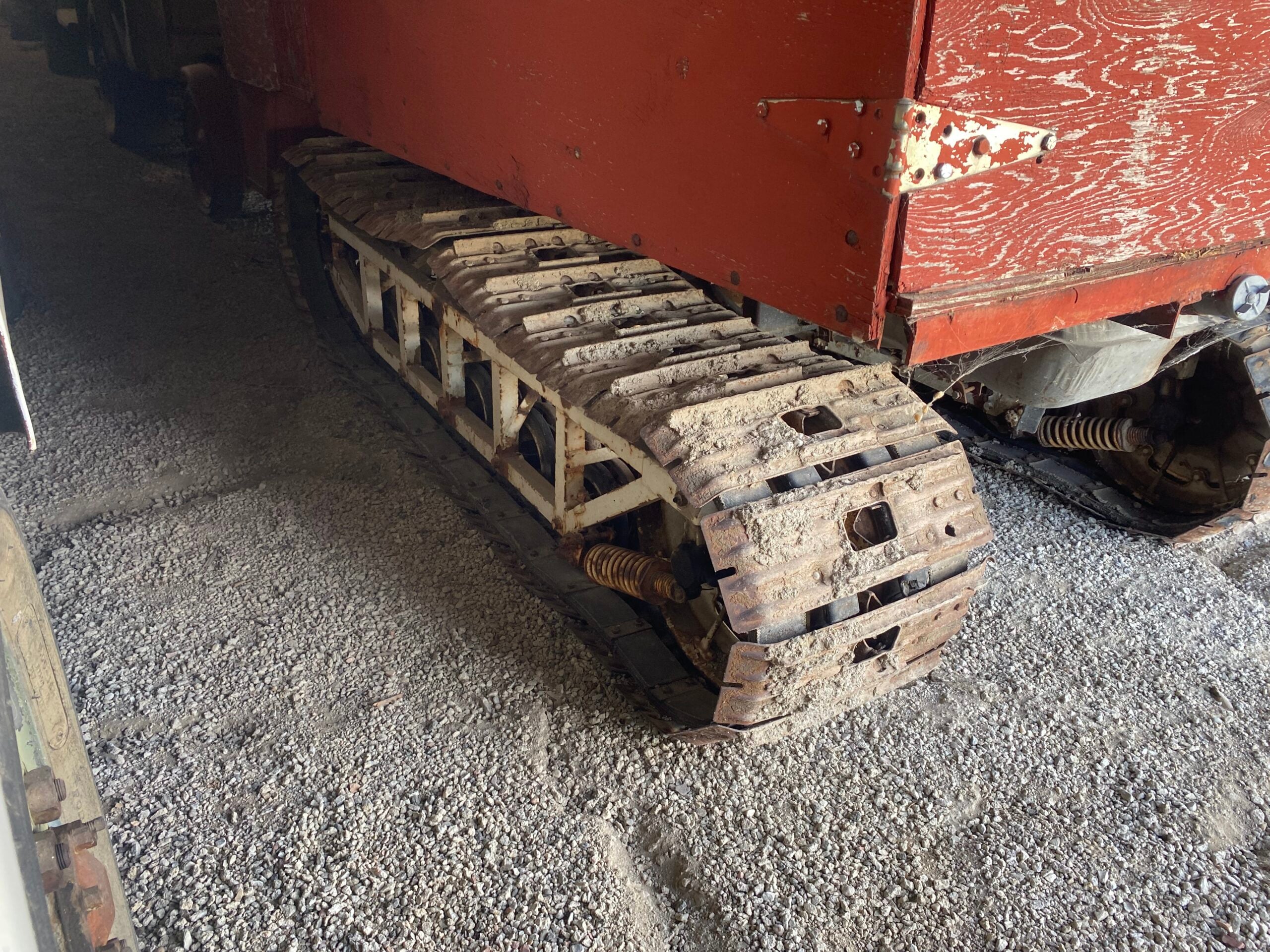 
								1944 Allis Chalmers M7 Snow Tractor full									
