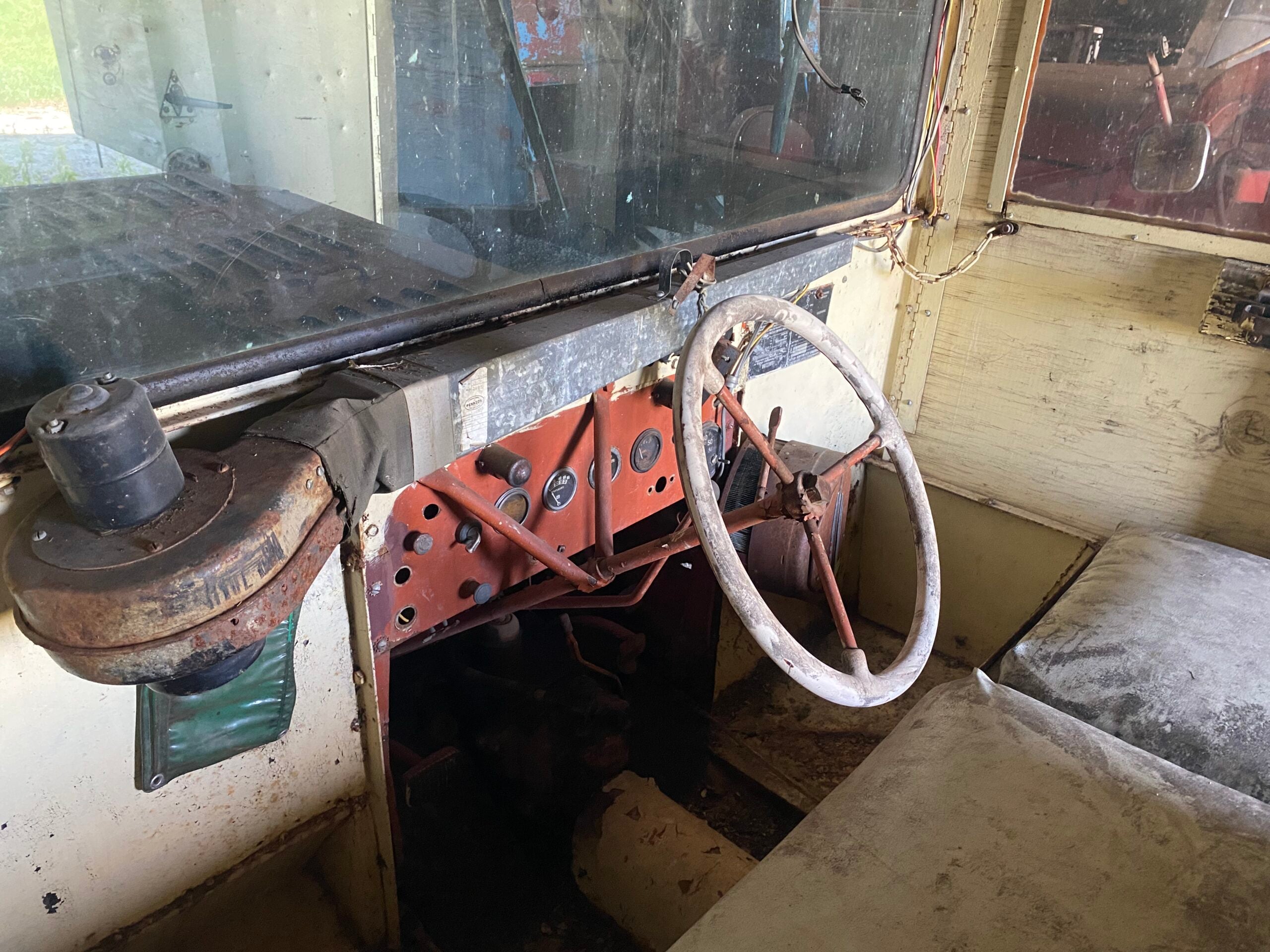 
								1944 Allis Chalmers M7 Snow Tractor full									