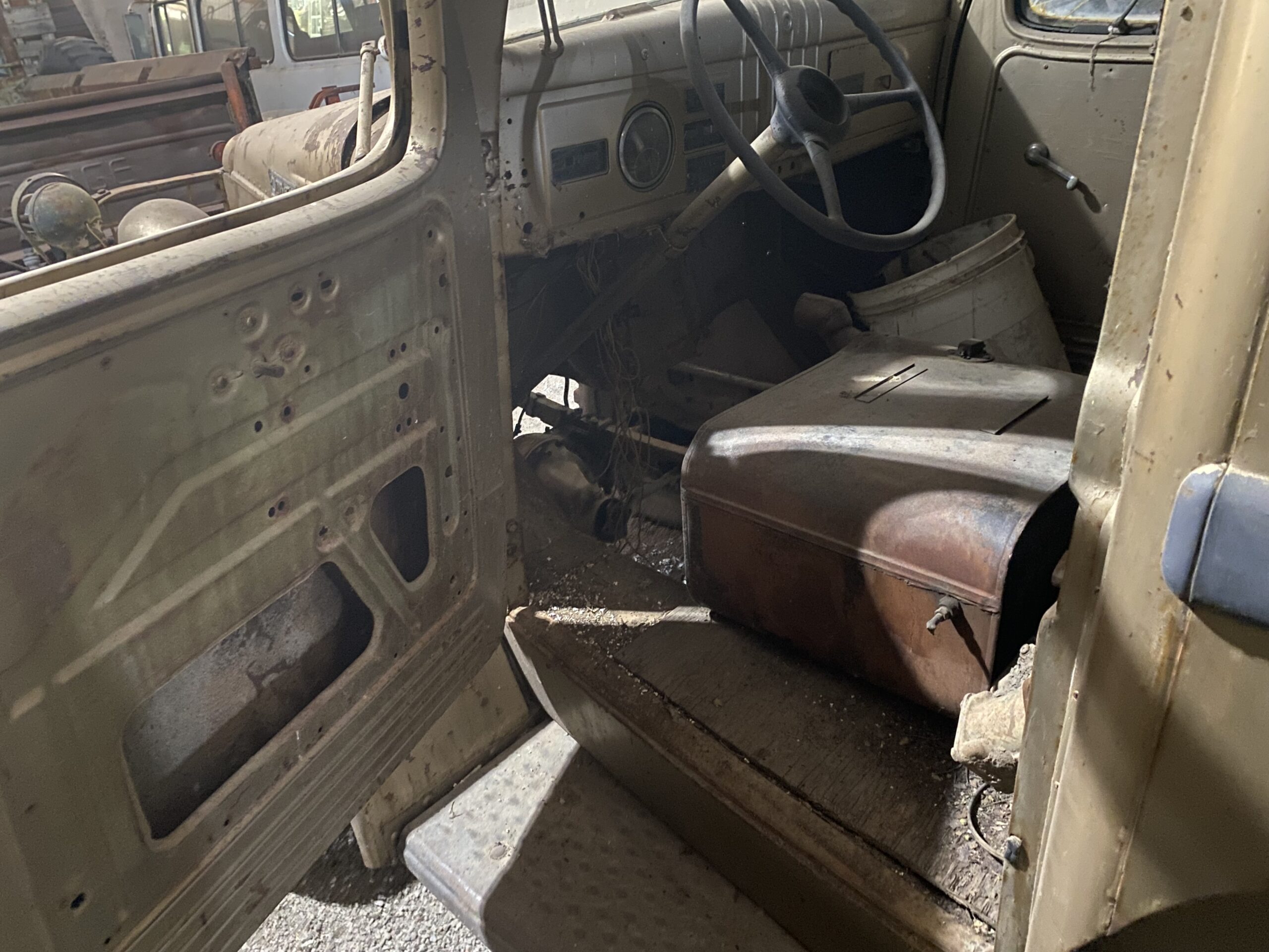 
								1941 Dodge WC full									