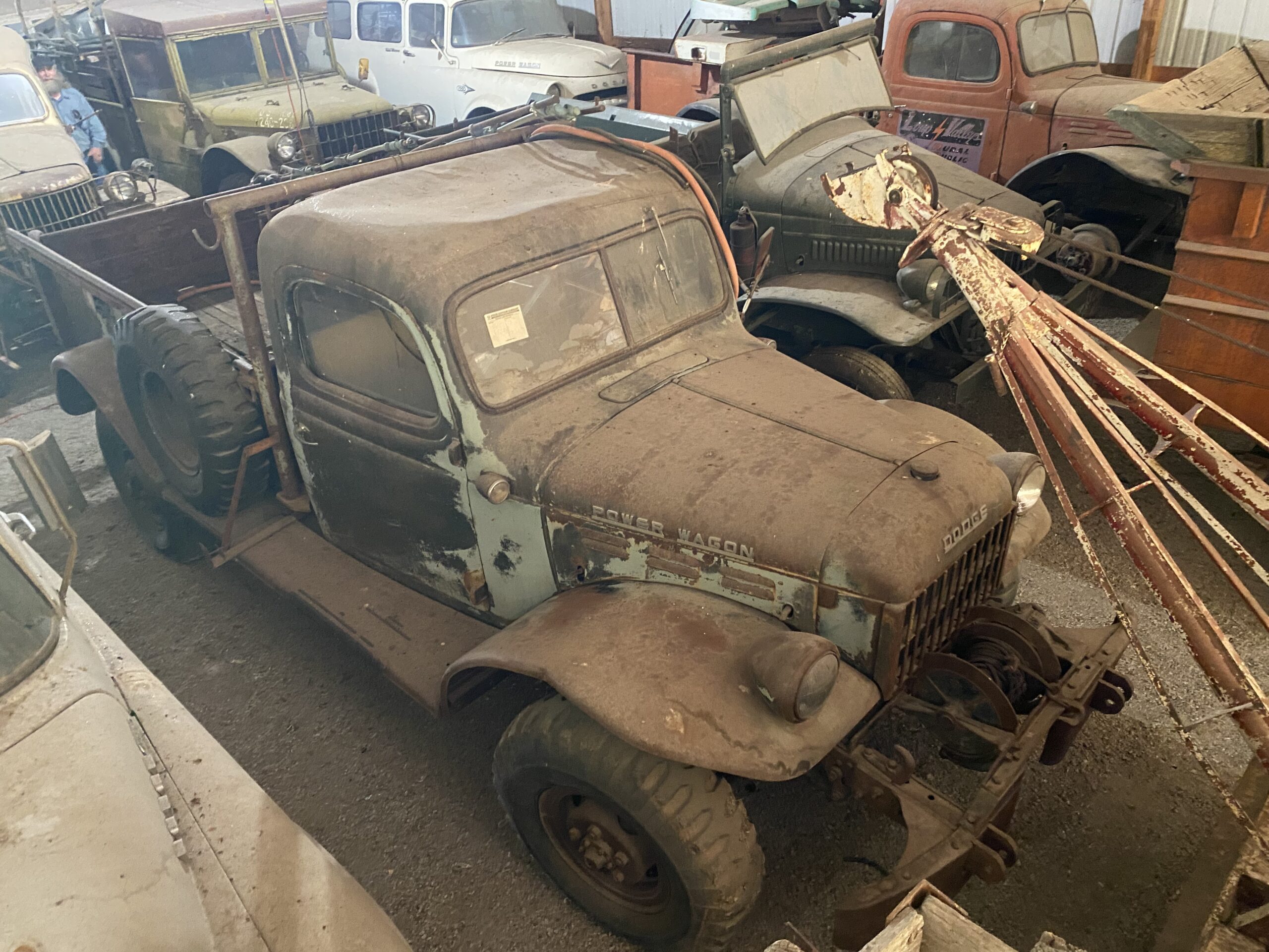 
								1946 Dodge Power Wagon full									
