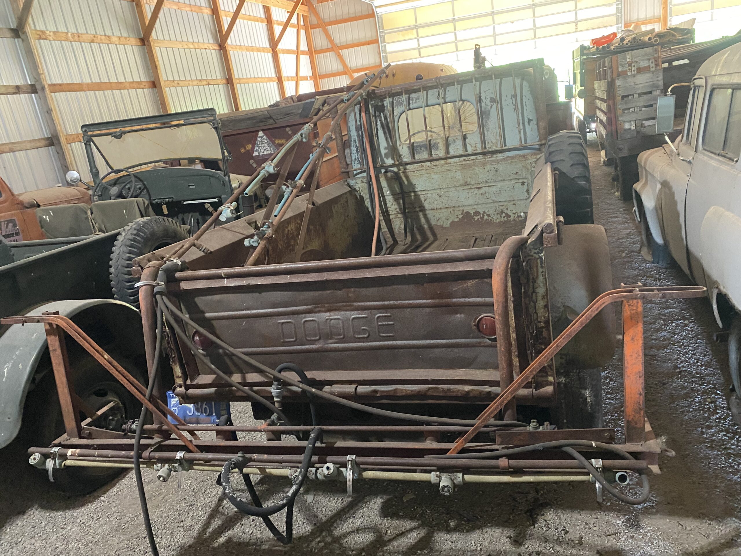 
								1946 Dodge Power Wagon full									