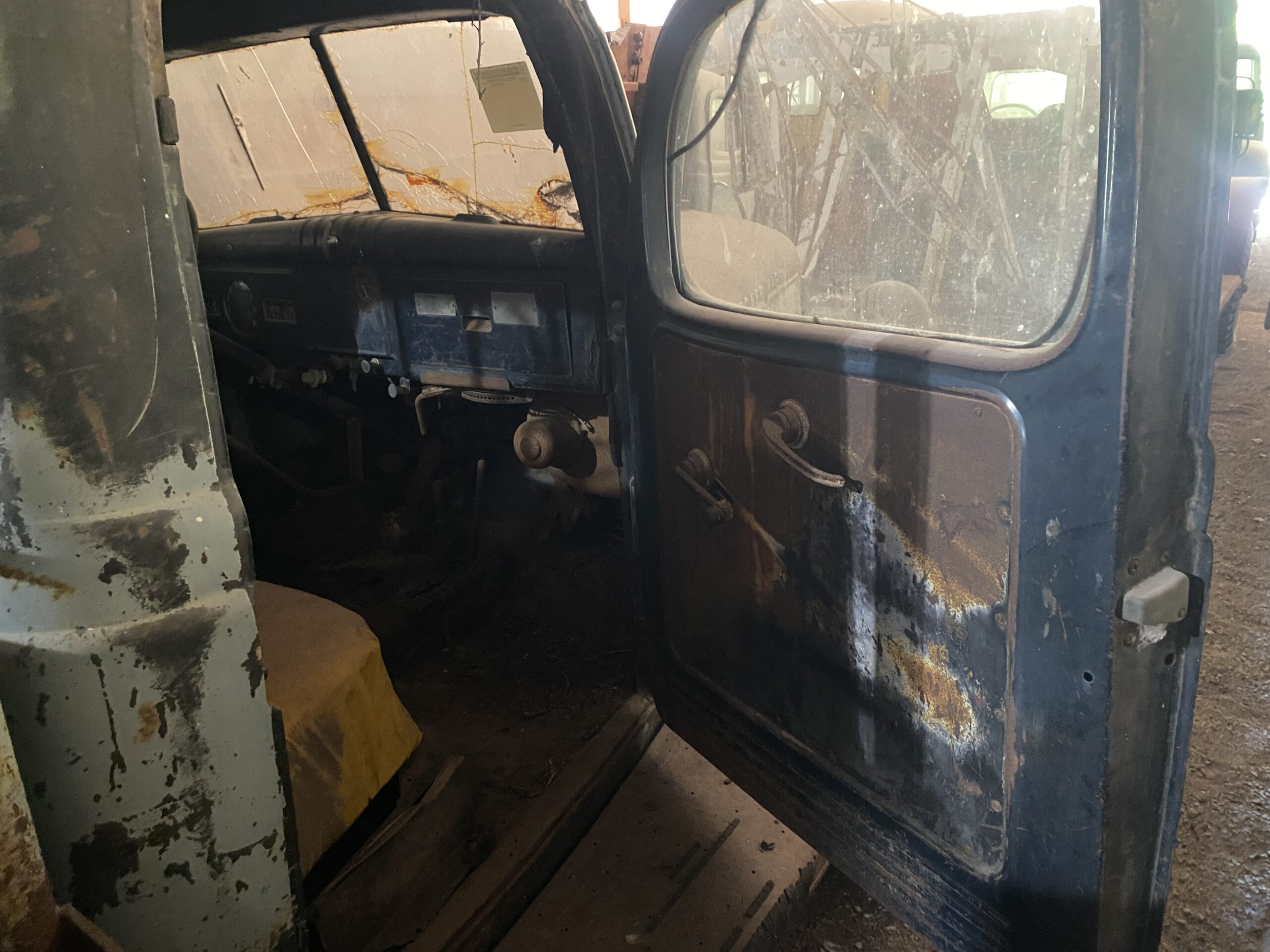 
								1946 Dodge Power Wagon full									
