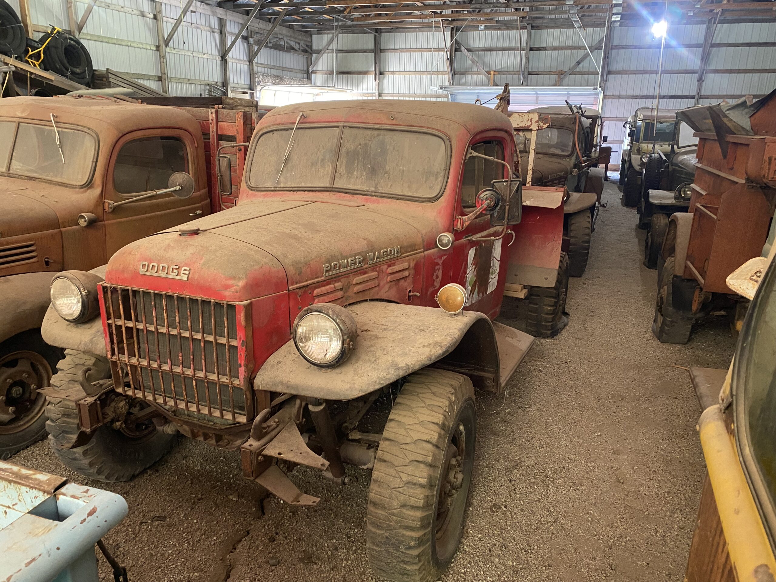 
								1947 Dodge Power Wagon full									