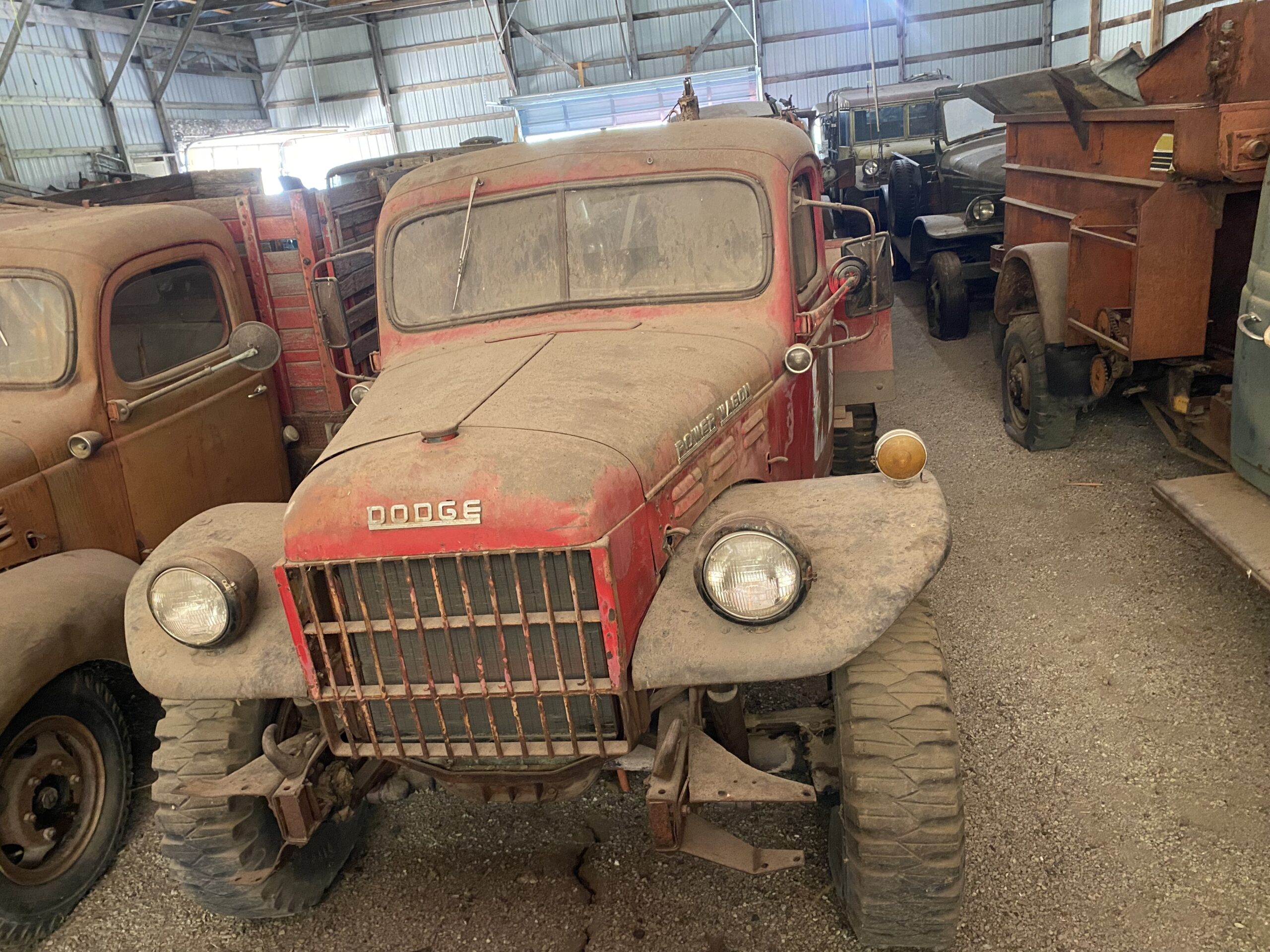 
								1947 Dodge Power Wagon full									