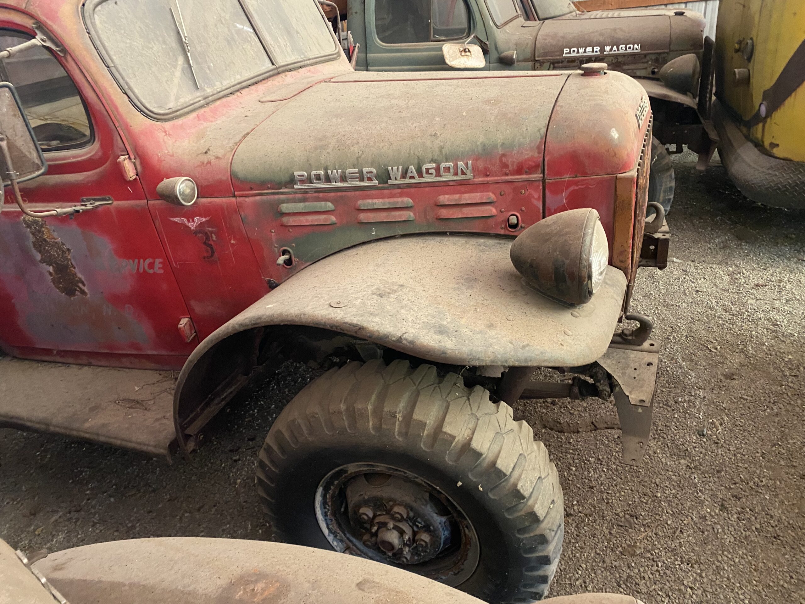 
								1947 Dodge Power Wagon full									